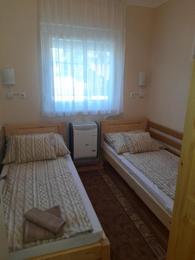 Thermal Apartman Tiszafuered Exterior photo